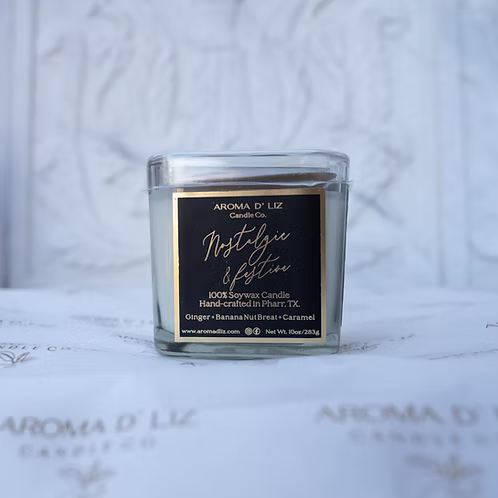 Nostalgic & Festive hand-poured candle by Aroma D'Liz